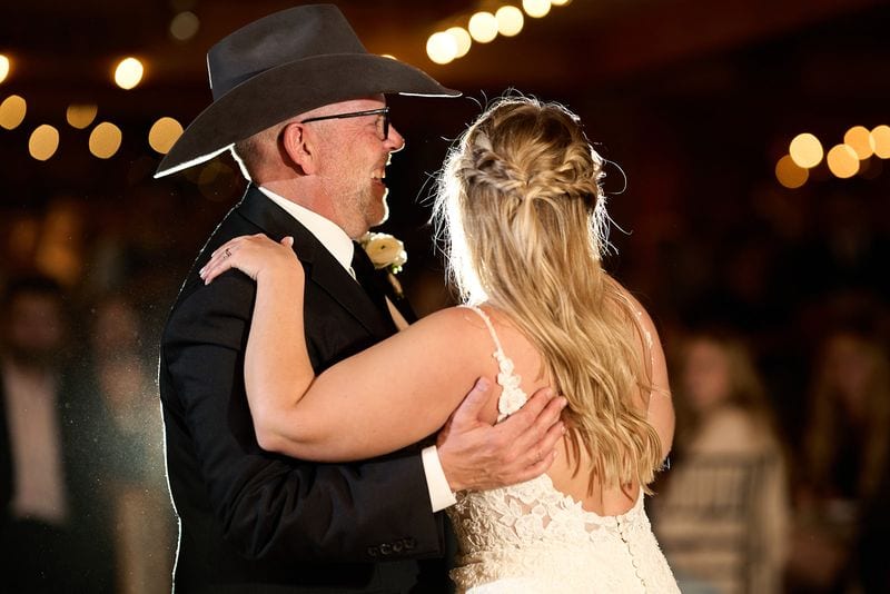 Carlee + Tayven wedding — first dances