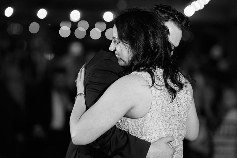 Carlee + Tayven wedding — first dances