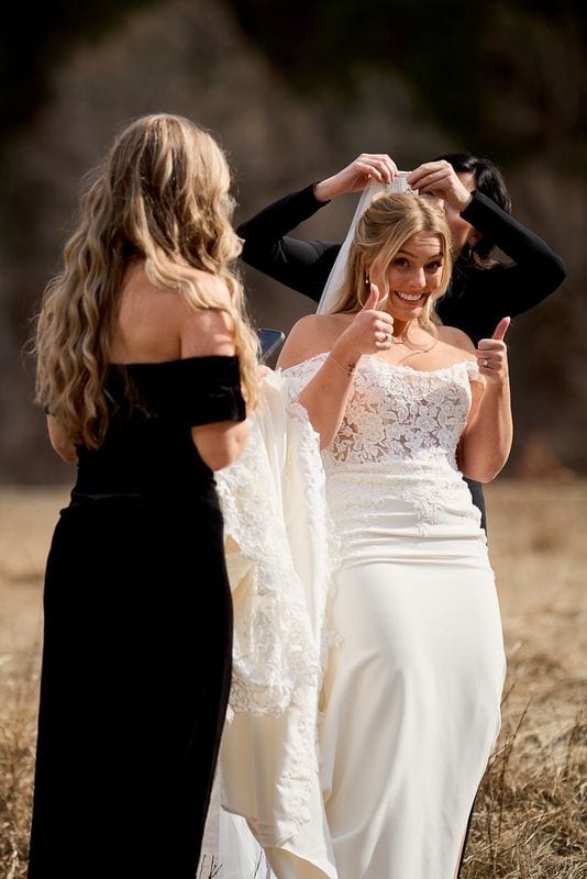 Carlee + Tayven wedding — first look