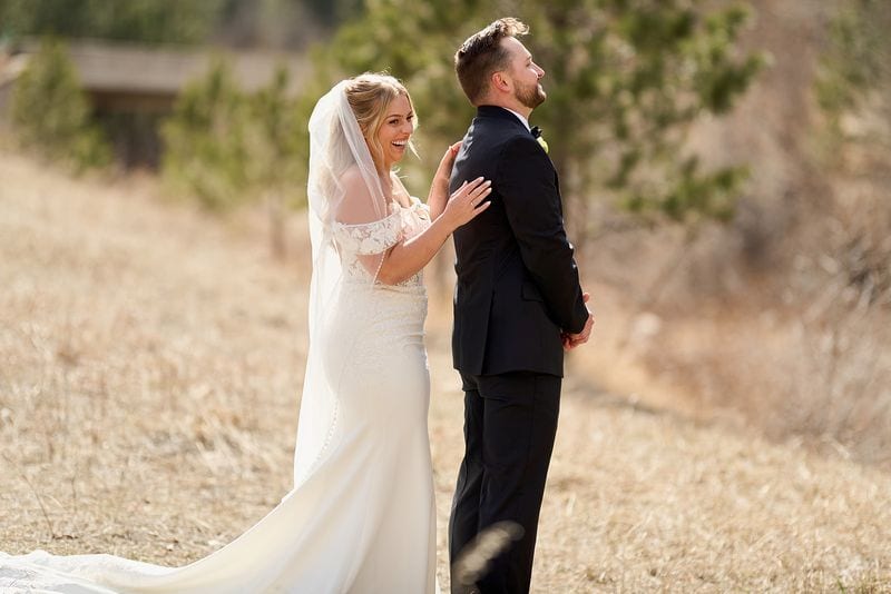 Carlee + Tayven wedding — first look