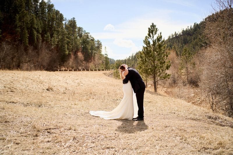 Carlee + Tayven wedding — first look