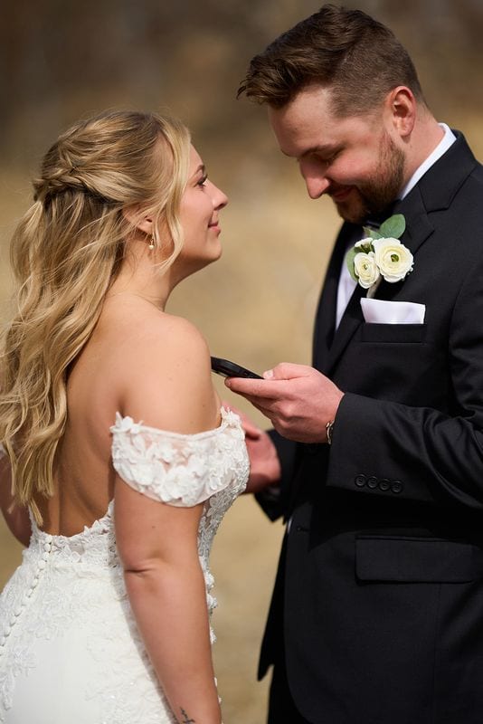 Tayven reading his vows to Carlee
