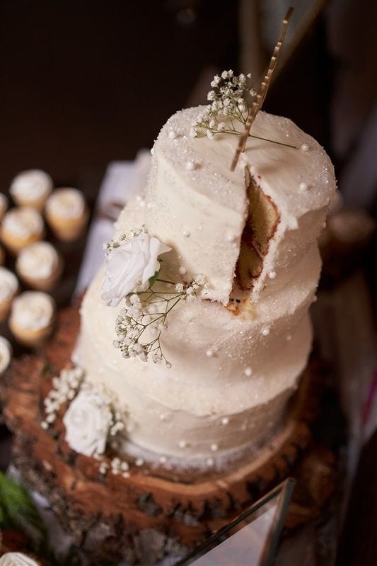 Kaylie + Bailey wedding — cake cutting