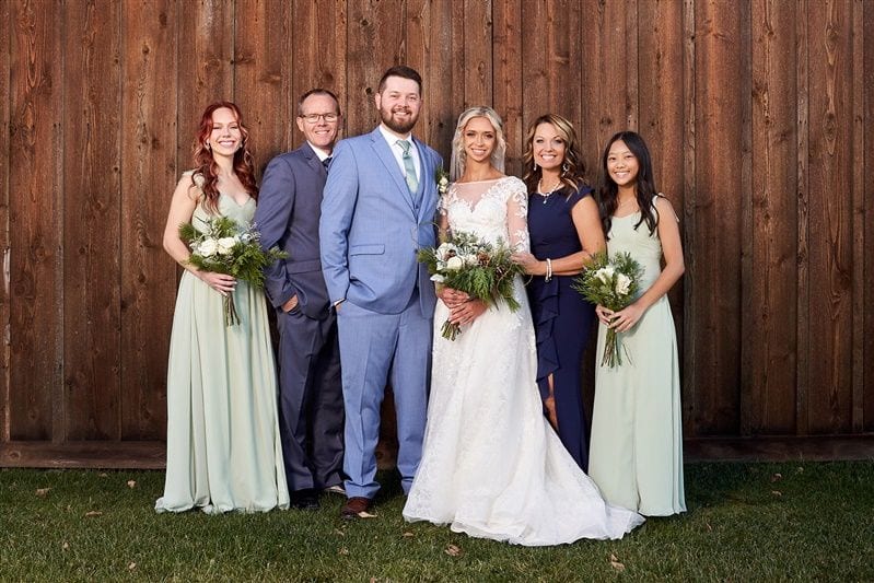 Kaylie + Bailey wedding — family formals