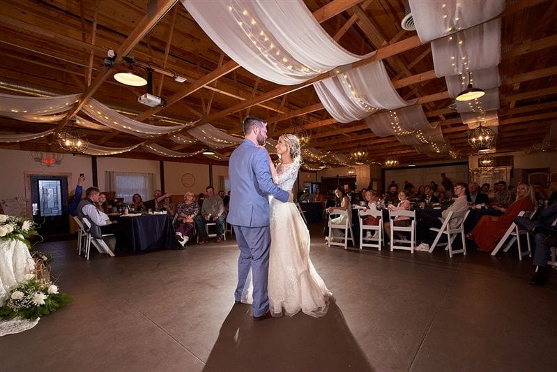 Kaylie + Bailey wedding — first dances