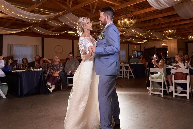 Kaylie + Bailey wedding — first dances