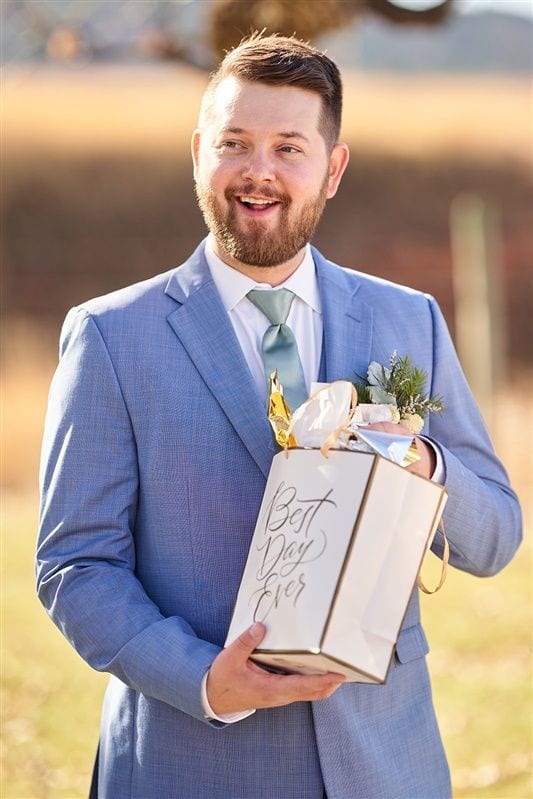 Kaylie + Bailey wedding — first look + gifts