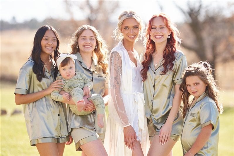 Kaylie + Bailey wedding — getting ready