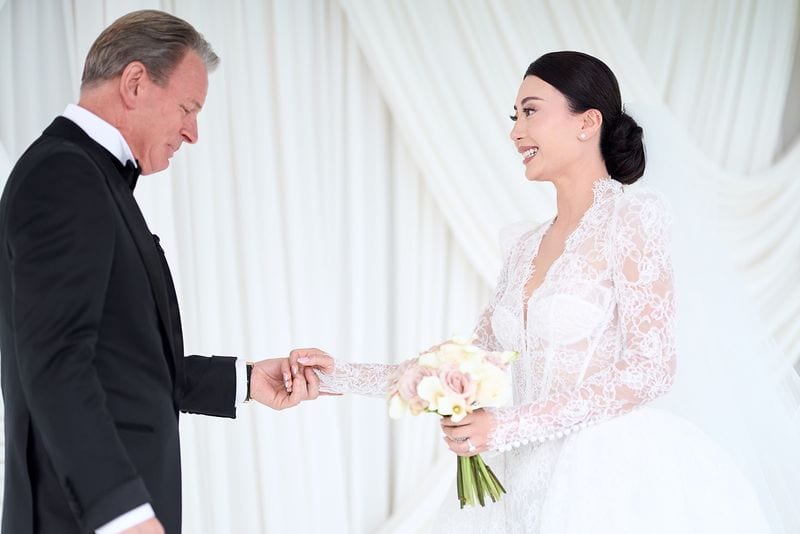 Noelle + Richie wedding — first looks