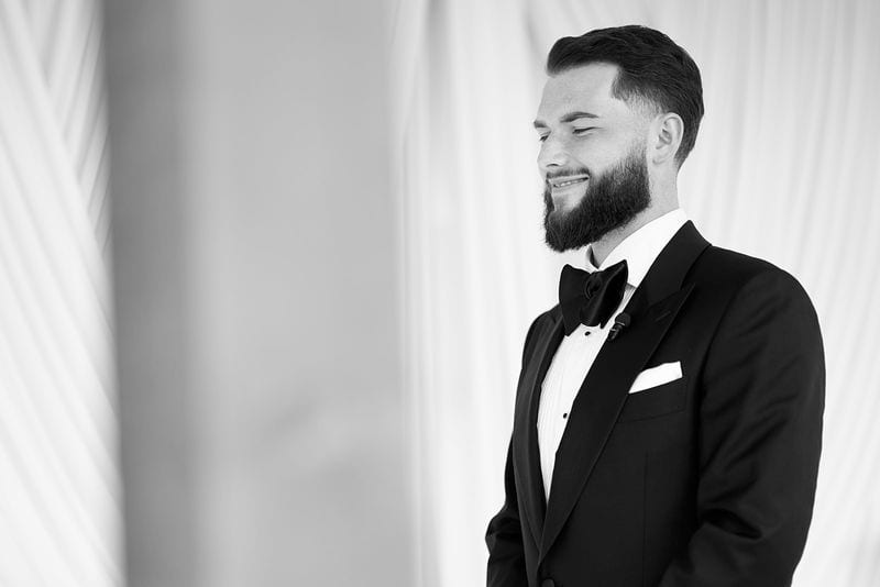Noelle + Richie wedding — first looks