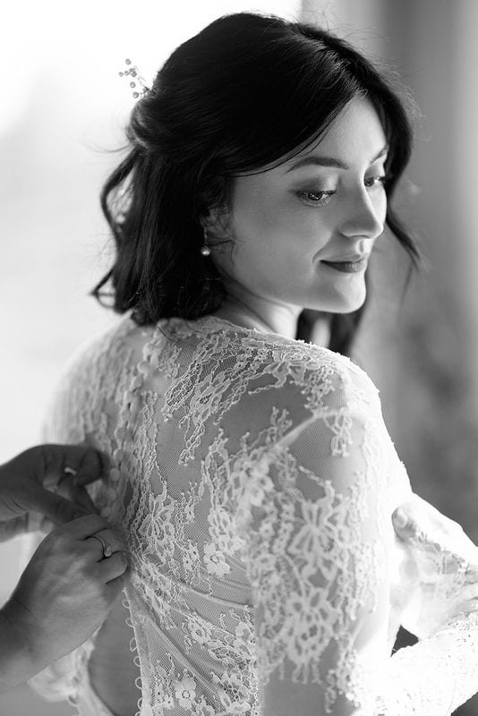 Whitney + Devon wedding — getting ready