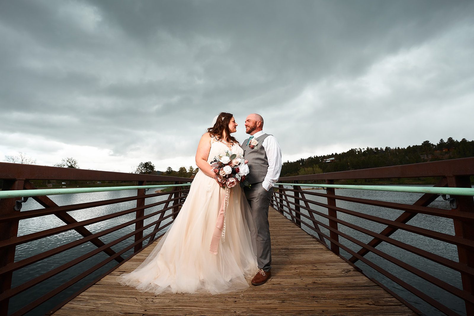 Canyon Lake Park wedding venue