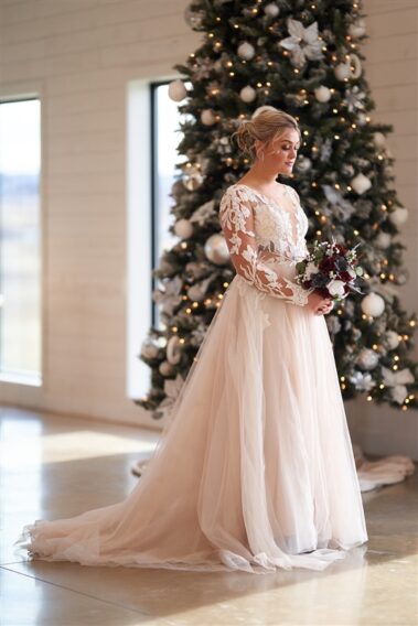 photographed for Complete Weddings and Events, Rapid City wedding photographer, spearfish wedding photographer, barn at aspen acres wedding, black hills barn wedding