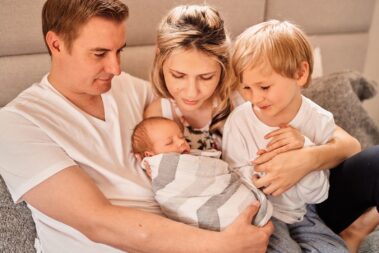 in-home newborn photos, lifestyle newborn photography, rapid city newborn photographer