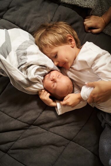 in-home newborn photos, lifestyle newborn photography, rapid city newborn photographer