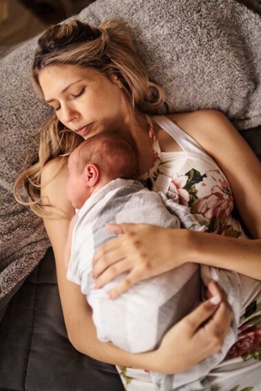 in-home newborn photos, lifestyle newborn photography, rapid city newborn photographer