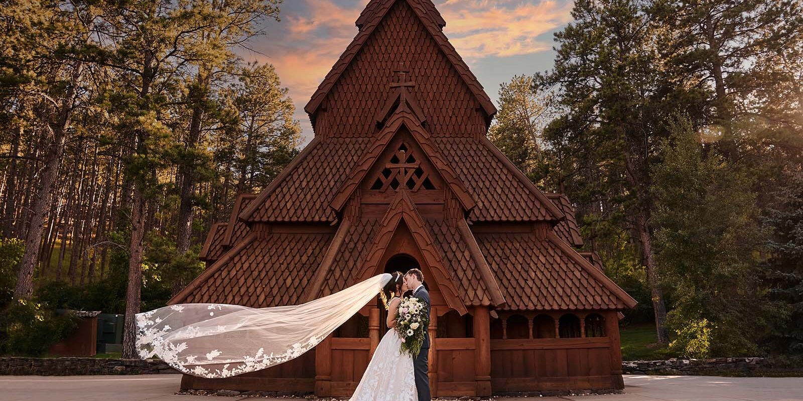 chapel in the hills wedding