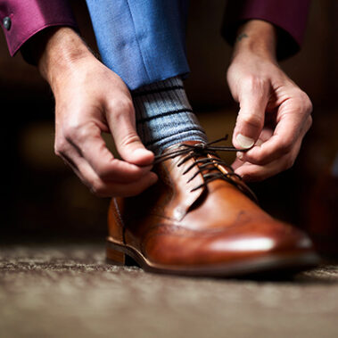 groom getting ready, k bar s lodge wedding, south dakota wedding photographer, black hills wedding photographer